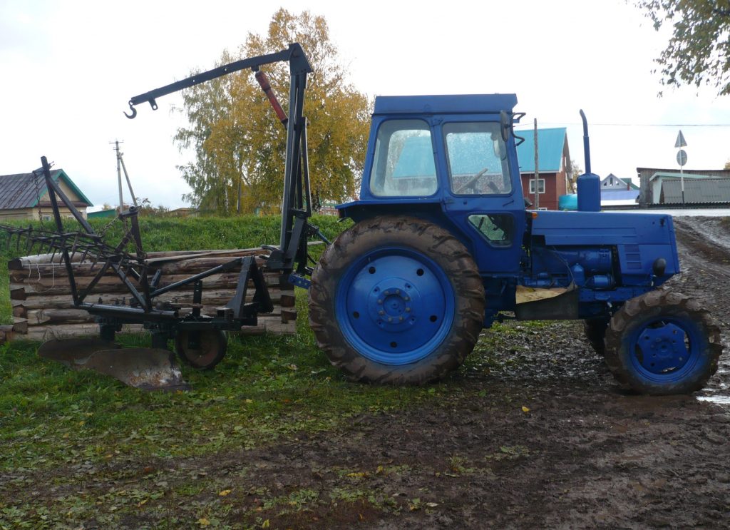 Права на трактор в Чкаловске
